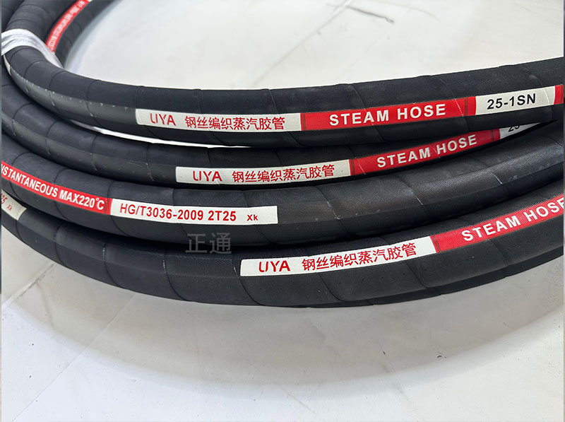 搞懂耐高溫橡膠管和普通膠管的區(qū)別，選對(duì)膠管不踩坑！